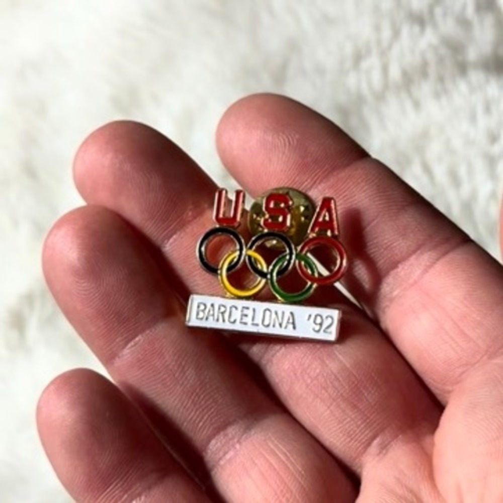 Vintage USA Olympic Pin Barcelona 1992 Souvenir Collectible Lapel